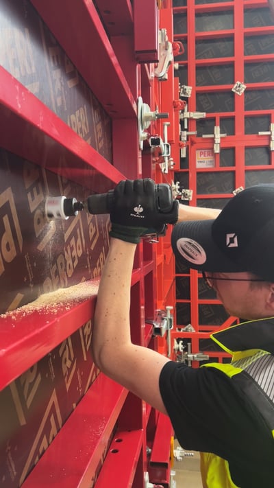 F75C1D71-535E-442A-B652-9F9D046CE3A4